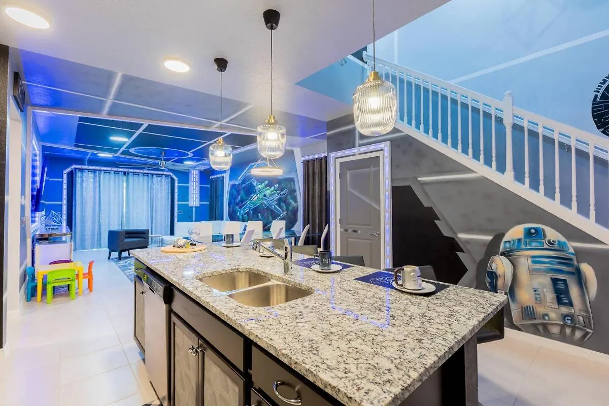 Thematic House W Private Pool Spa Game Room Davenport